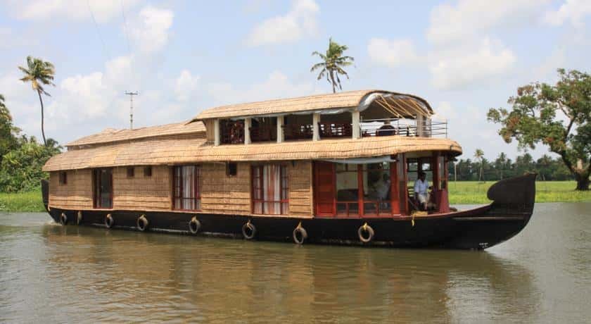 Houseboat in Goa - Luxury Rental